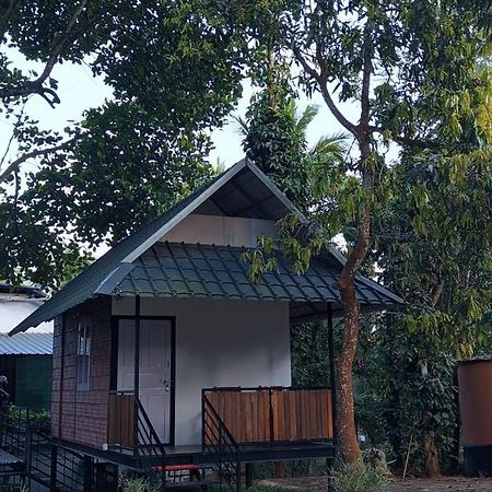 The Wayanad Club Otel Sultan Bathery Dış mekan fotoğraf