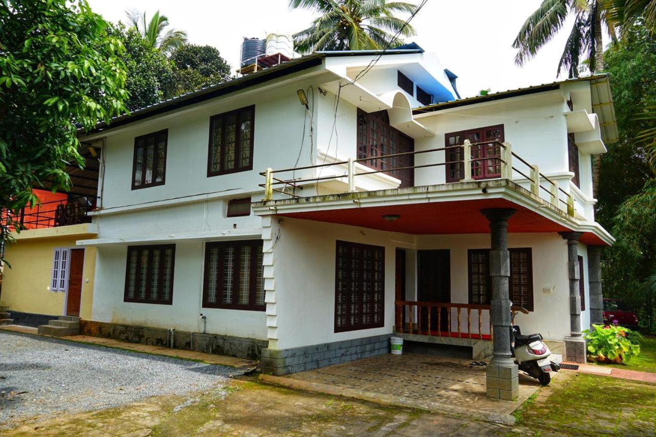 The Wayanad Club Otel Sultan Bathery Dış mekan fotoğraf