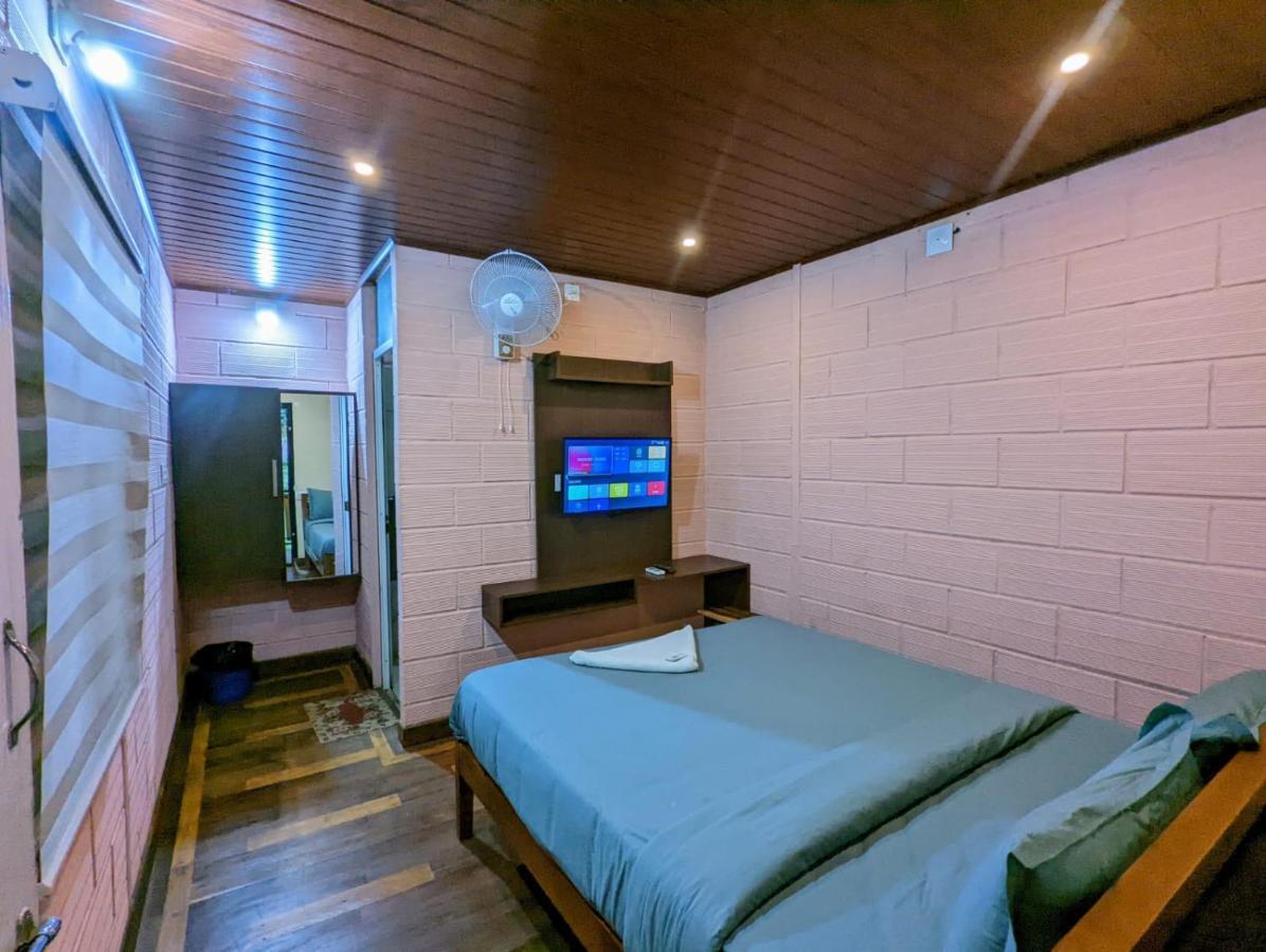The Wayanad Club Otel Sultan Bathery Dış mekan fotoğraf