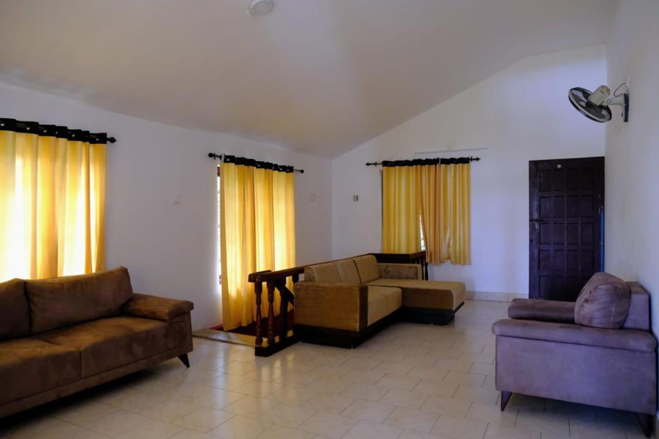 The Wayanad Club Otel Sultan Bathery Dış mekan fotoğraf