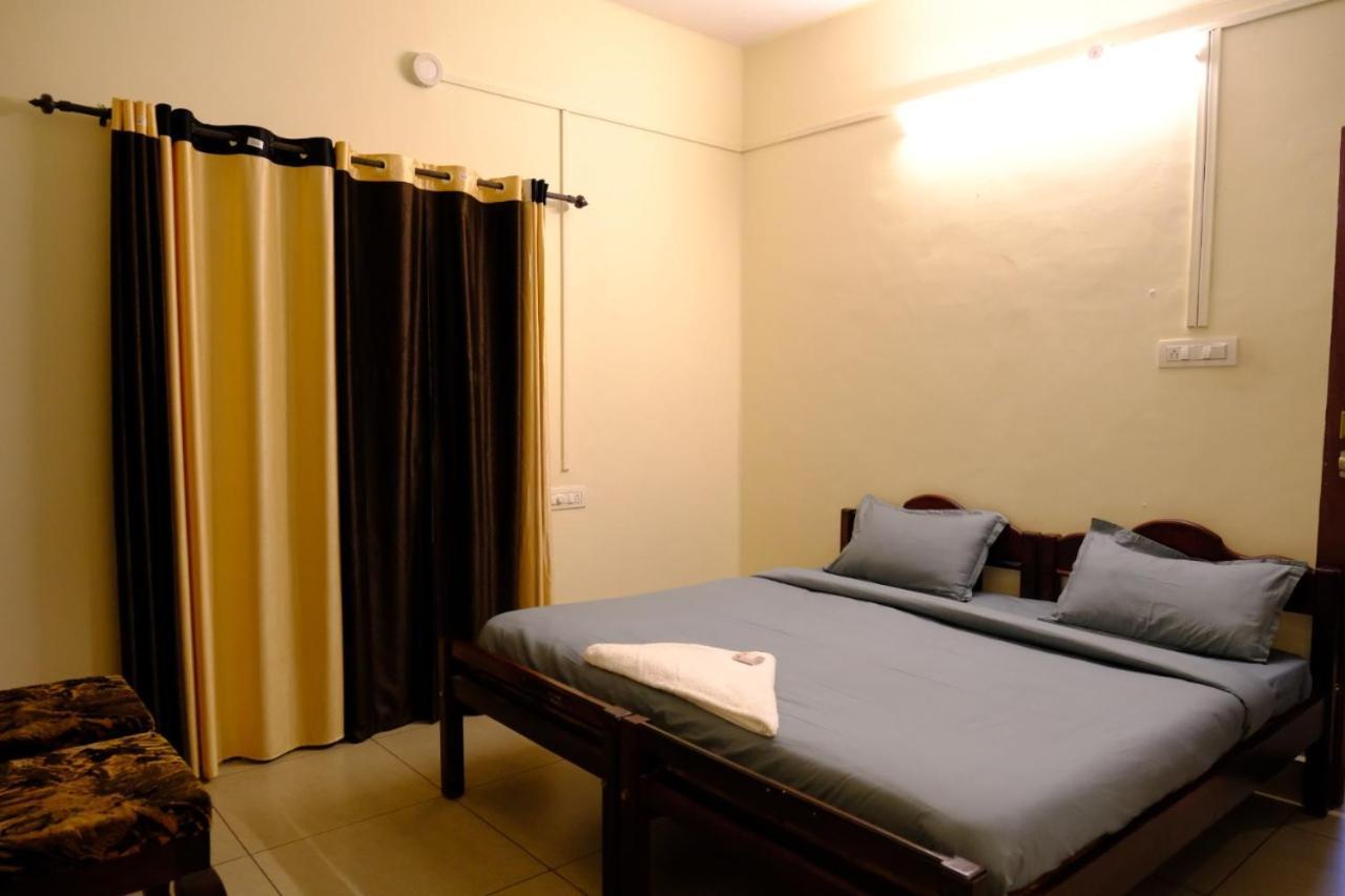 The Wayanad Club Otel Sultan Bathery Dış mekan fotoğraf