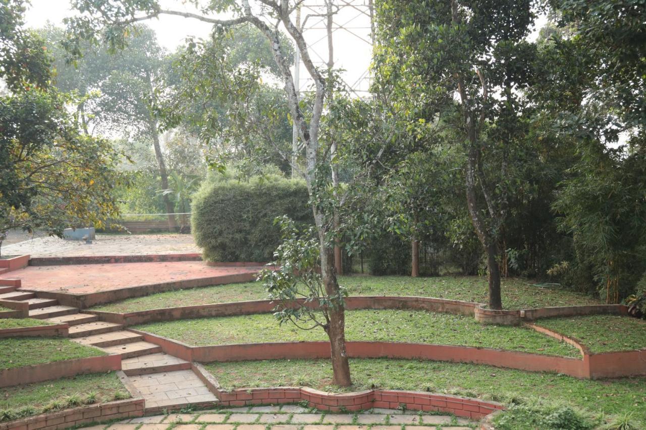 The Wayanad Club Otel Sultan Bathery Dış mekan fotoğraf
